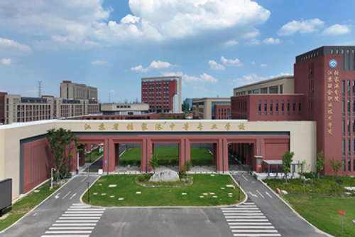 酷游九州数码DCN助力张家港市中等专业学校“智行”校园网络建设项目